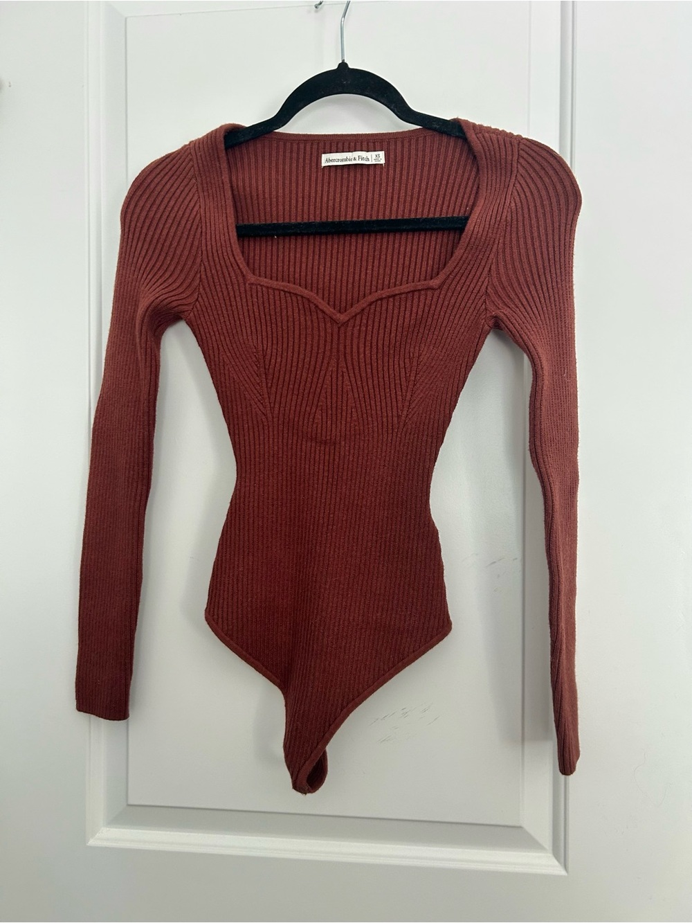 Abercrombie Sweater Knit Sweetheart Neckline Rust Terracotta Brown Bodysuit